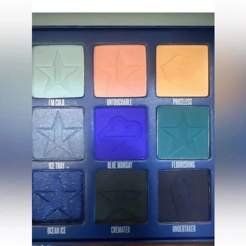 JEFFREE STAR COSMETICS Blue Blood NIB Eyeshadow Palette 18 Shades Designer